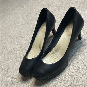 Rockport Black Leather Round-Toe Platform Pump made Adidas